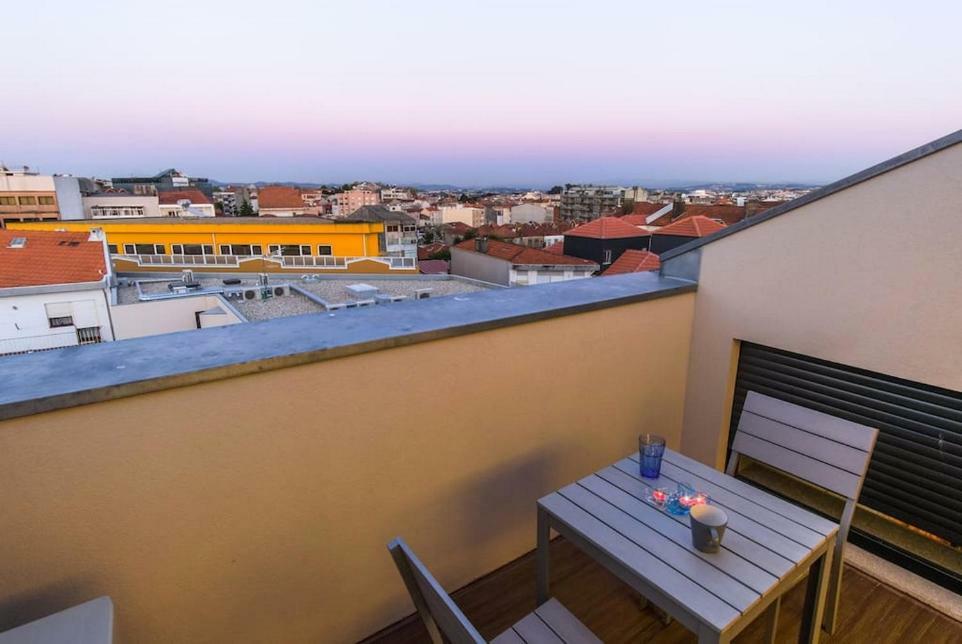 Stylish Duplex Downtown Apartment Porto Bagian luar foto