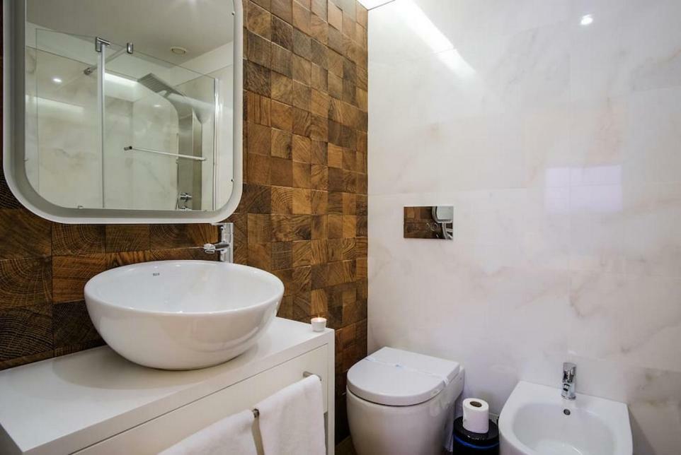 Stylish Duplex Downtown Apartment Porto Bagian luar foto