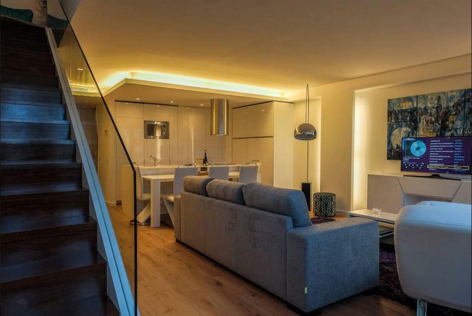 Stylish Duplex Downtown Apartment Porto Bagian luar foto