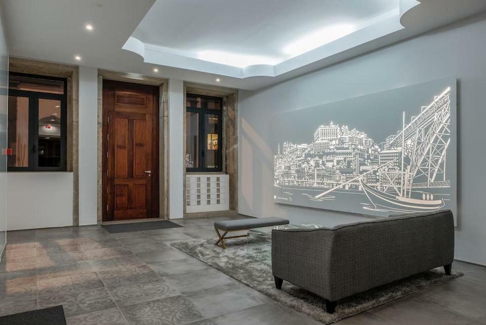 Stylish Duplex Downtown Apartment Porto Bagian luar foto